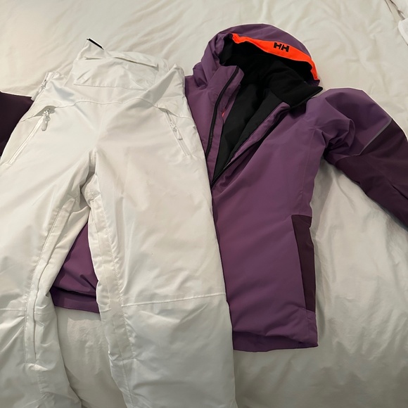 Helly Hansen Snow Set XS/164/14 Purple and White - Picture 1 of 7